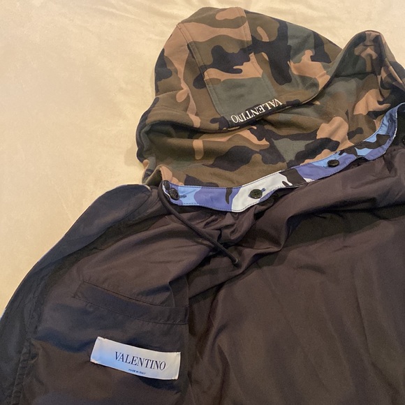 Valentino Bomber blue camouflage with removable hood - Picture 6 of 12